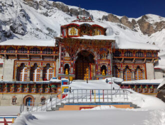 Badrinath temple tour Uttarakhand