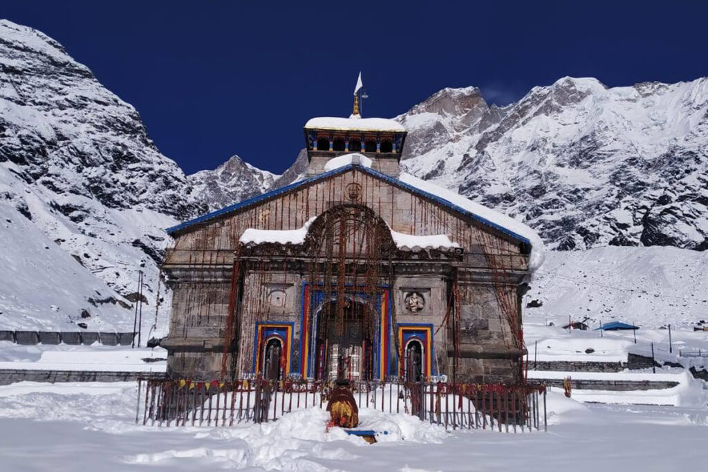 Kedarnath trekking routes and maps